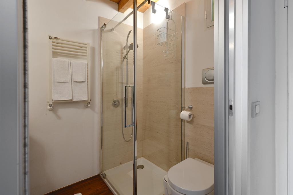 Heart Milan Apartments Navigli Bilik gambar